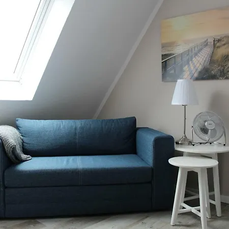 Op'n Dorp Apartment *
